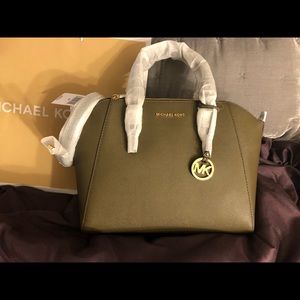 NEW Michael Kors Lg Ciara Bag